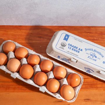 Smith Brothers Organic Free Range Large Brown Grade AA Eggs - 1 dozen