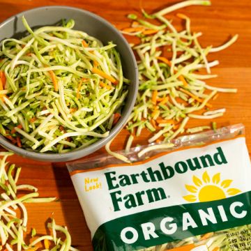 Earthbound Farm Organic Broccoli Slaw - 9 oz