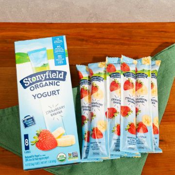 Stonyfield Organic Strawberry Banana Low Fat Yogurt Tubes - 8 pack of 2 oz