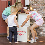 No memberships or subscriptions, no service fees, and free delivery for all but the smallest orders. 